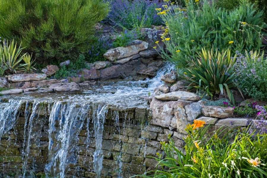 Hardscaping & Water Features service 1 Hardscaping & Water Features service 1
